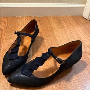 Elegant Black Women's Shoes-Chie Mihara